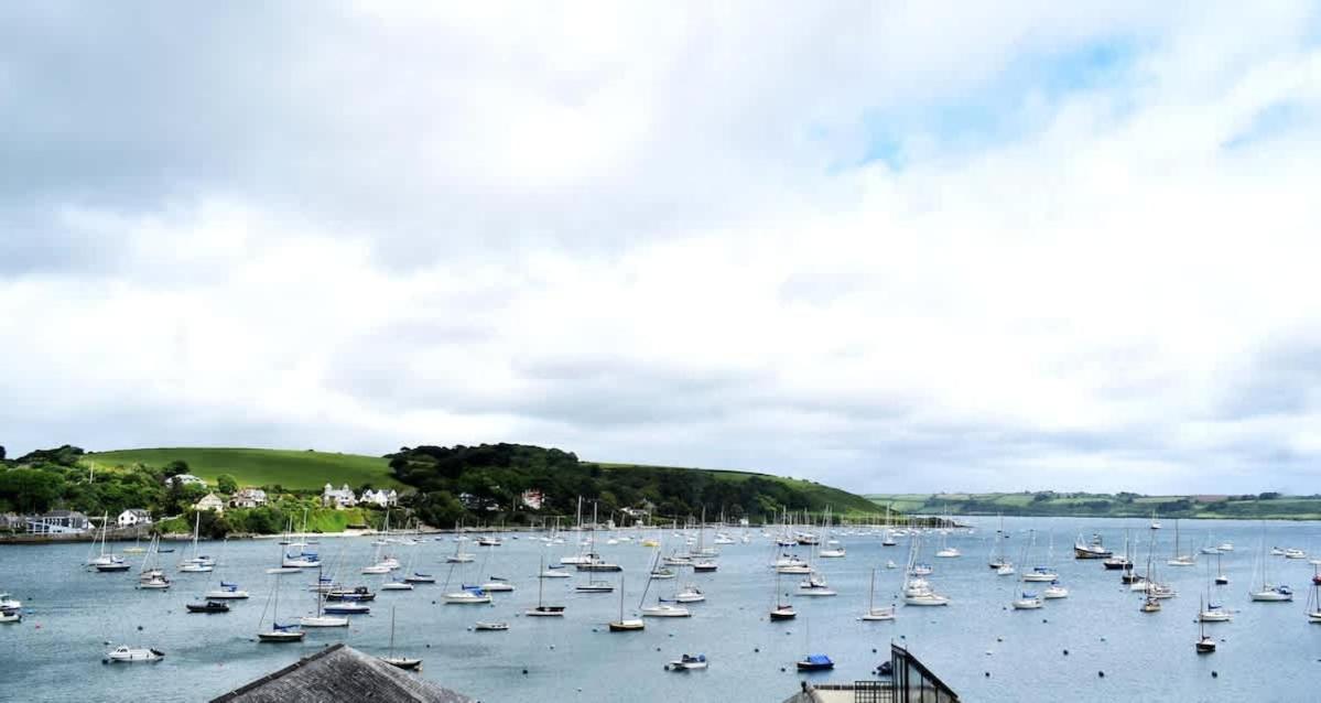 Breathtaking High Street Townhouse With Stunning Sea Views At 'The Old Fishermans Townhouse' Falmouth Esterno foto